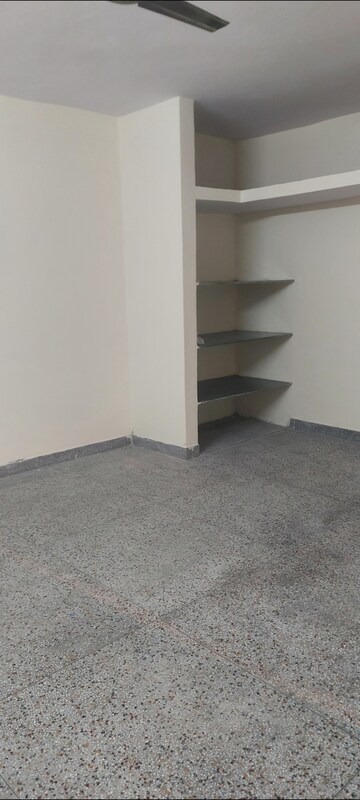 Room in 1 BHK Apartment at Aadharshila Apartment, Sarita Vihar – for Rent