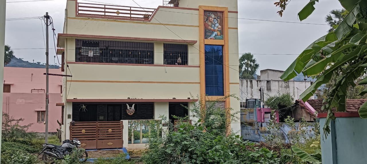 3 BHK 1291 Sq.Ft. Independent House in RWA Apartments Sector 47