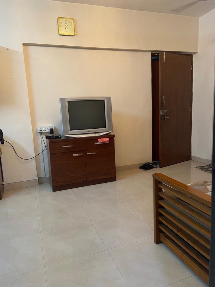 Room, dosti-acres-aster 1 Bedroom 410 Sq.Ft. Apartment In Wadala East Mumbai 9615464