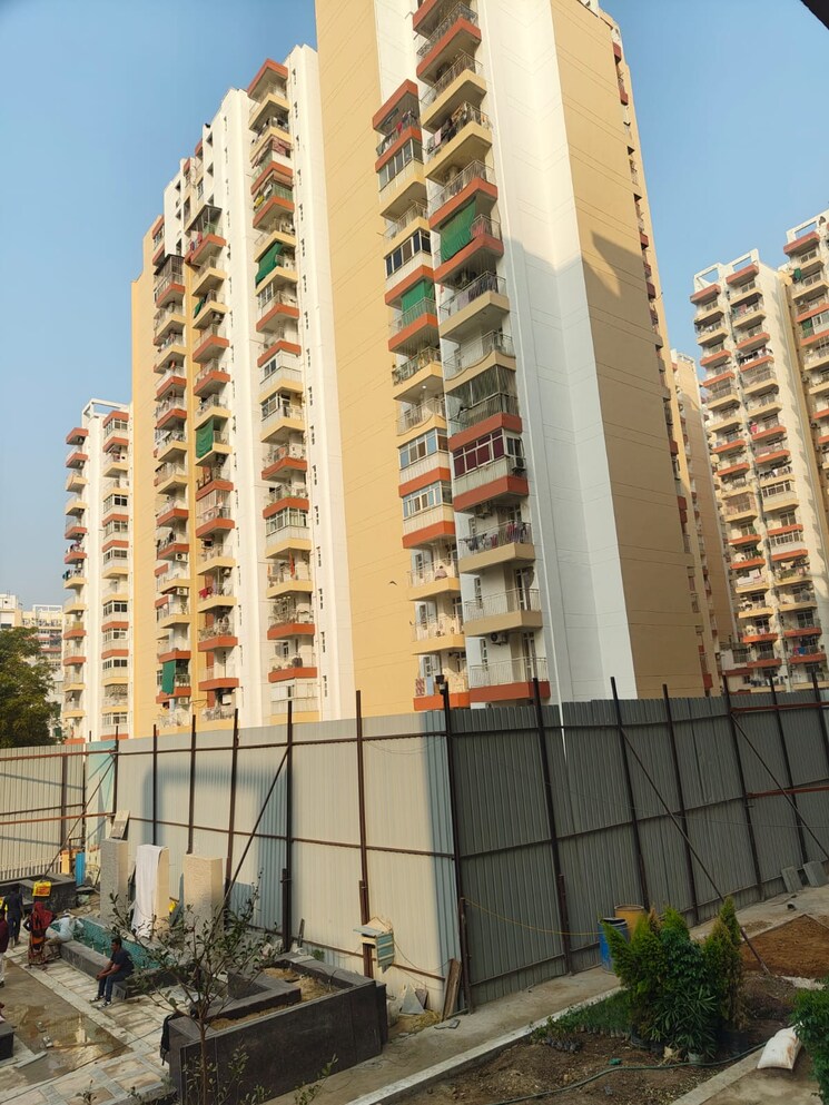 Exterior View, sector 77 3.5 Bedroom 1720 Sq.Ft. Apartment In Sector 77 Faridabad 9615490