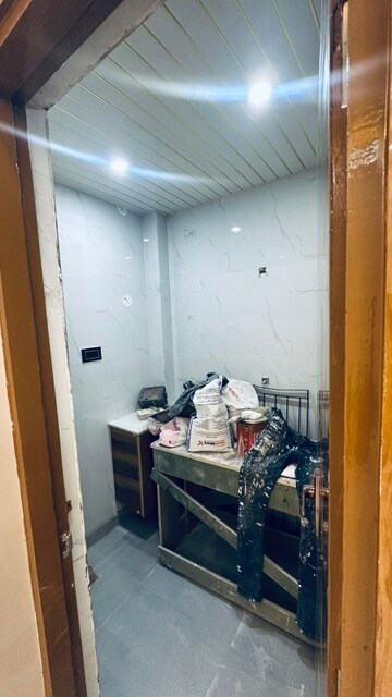  3 BHK Apartment at Vaishali Sector 4 – for Sale