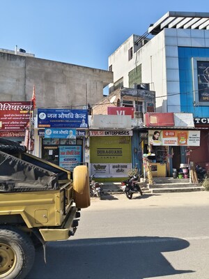  Shop For Sale in Vardhman Nagar