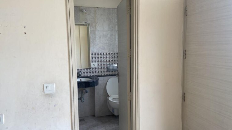 Bathroom, malwa-escon-arena 2 Bedroom 1315 Sq.Ft. Apartment In Lohgarh Zirakpur 9615494
