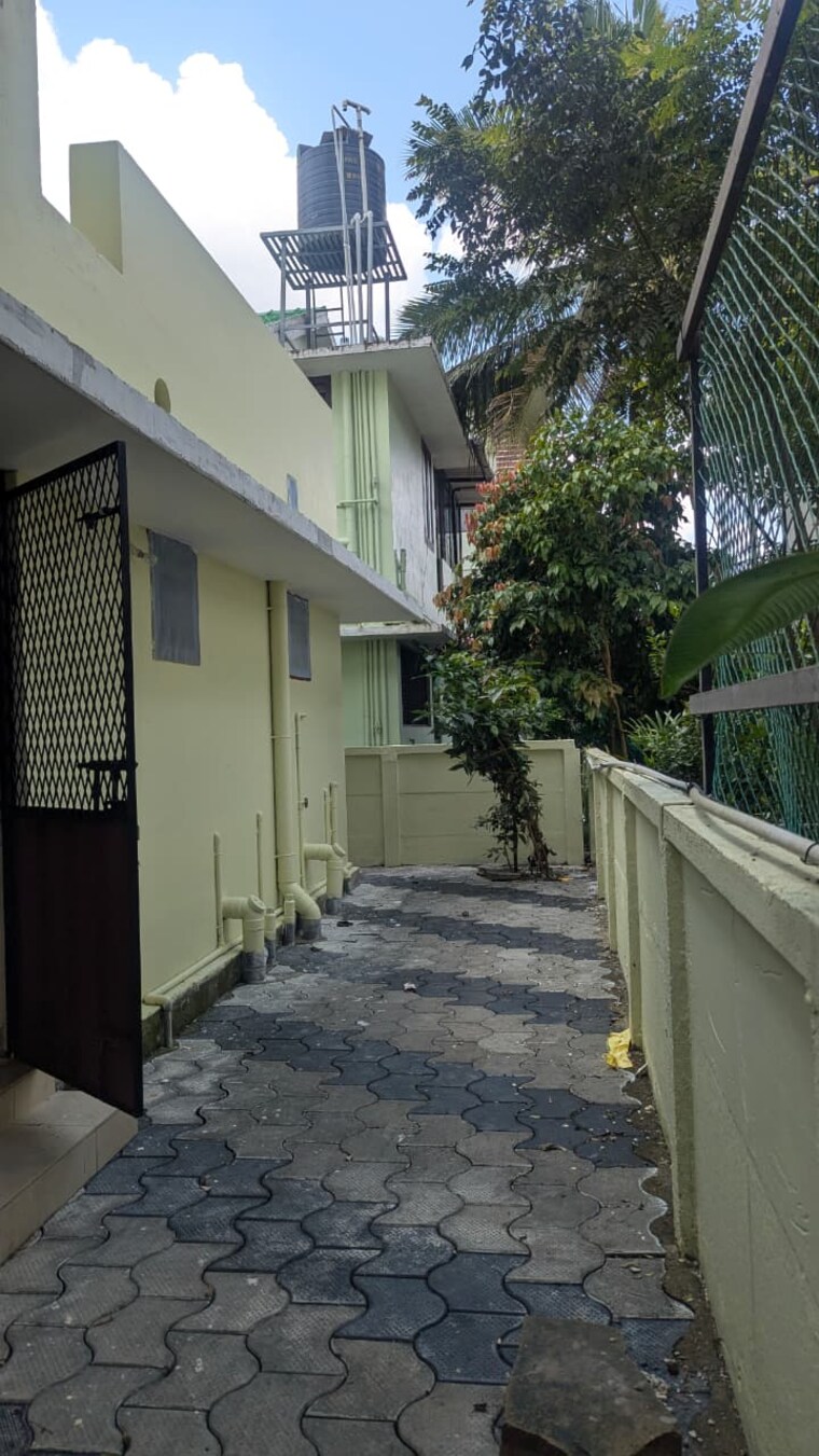 Balcony, thiroor 3 Bedroom 1800 Sq.Ft. Independent House In Thiroor Thrissur 9615493