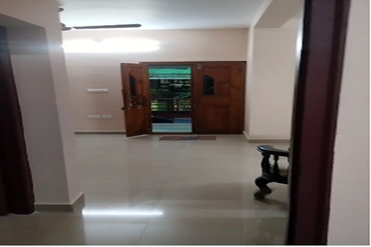 Room, thiroor 3 Bedroom 1800 Sq.Ft. Independent House In Thiroor Thrissur 9615493
