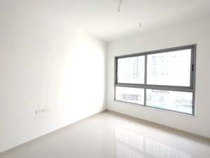 Room in 3 BHK Apartment at Kalpataru Immensa B, Kolshet Road – for Rent