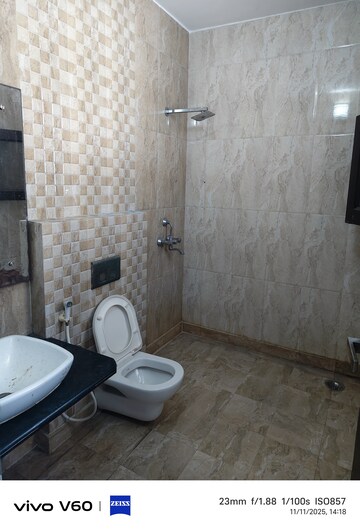 Bathroom in 3 BHK Independent House at Tulip Mall, Sector 46 – for Rent