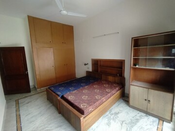 Bedroom in 5 BHK Villa at Sector 6 – for Rent