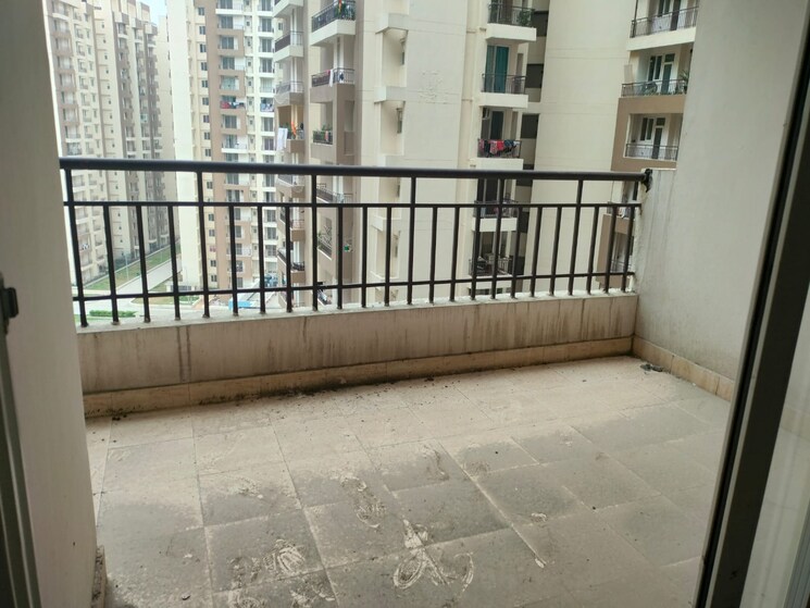 Balcony, amrapali-golf-homes 3 Bedroom 1115 Sq.Ft. Apartment In Sector 4 Greater Noida Greater Noida 9615602