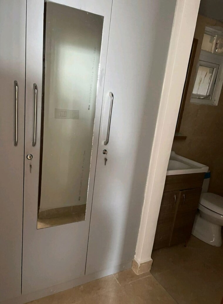 Attached Bathroom, tulip-yellow 3 Bedroom 1704 Sq.Ft. Apartment In Sector 69 Gurgaon 9615626