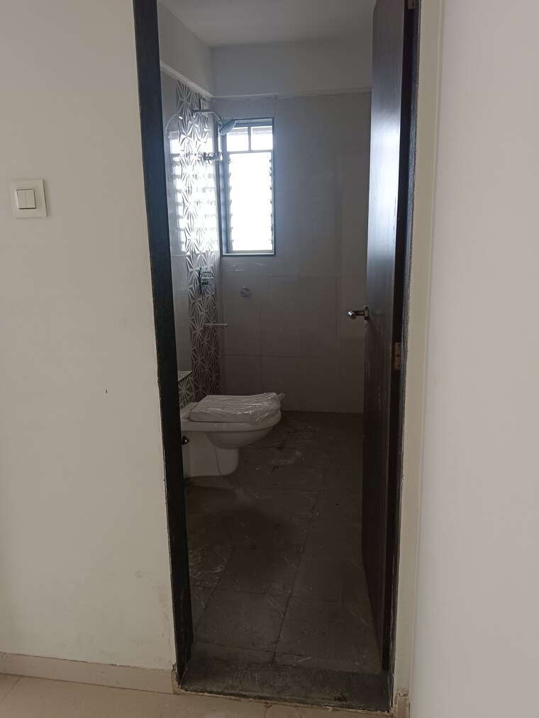 Bathroom, mutha-sai-nirvana 3 Bedroom 1325 Sq.Ft. Apartment In Shahad Thane 9615616