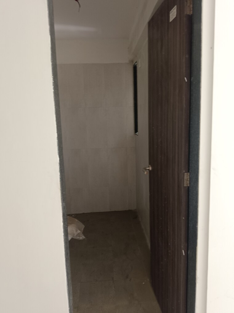 Bathroom, mutha-sai-nirvana 3 Bedroom 1325 Sq.Ft. Apartment In Shahad Thane 9615616