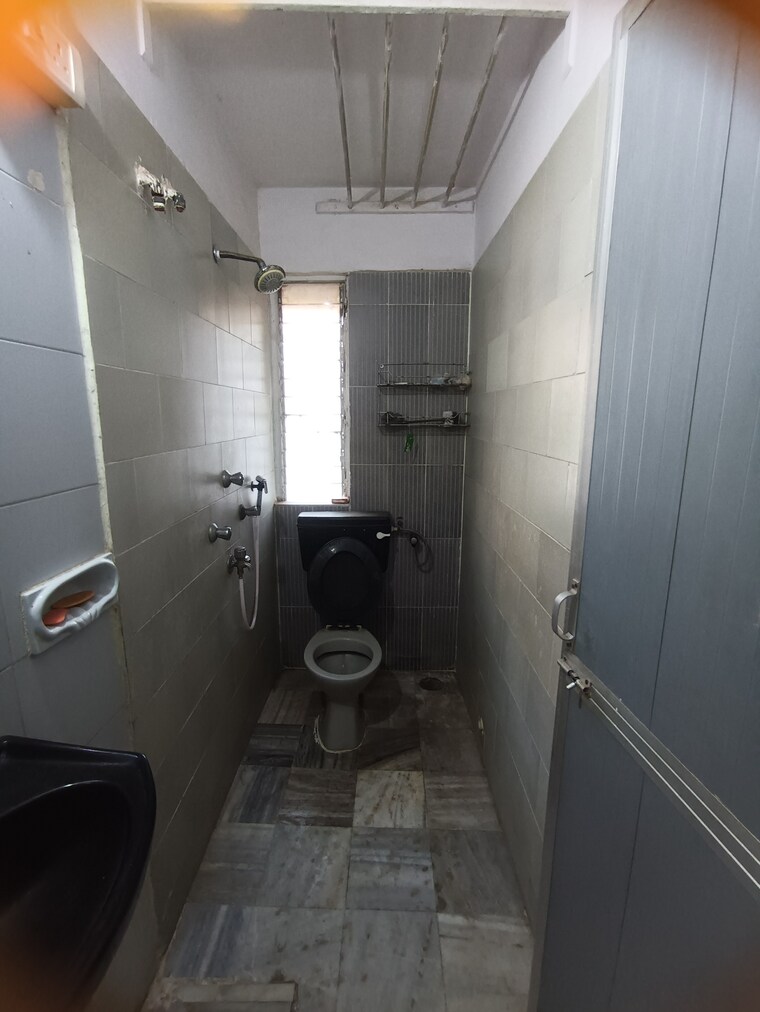 Bathroom, shree-shivdham-chs 1 Bedroom 500 Sq.Ft. Apartment In Malad West Mumbai 9615627