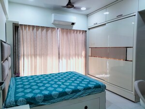 Bedroom in 3 BHK Apartment at Jyoti Sukriti, Goregaon East – for Rent