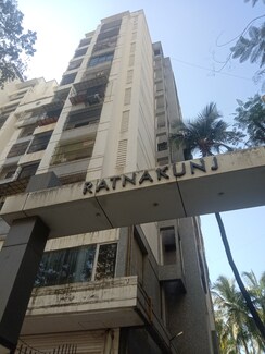 2 BHK Apartment For Sale in Ratnakunj Apartment