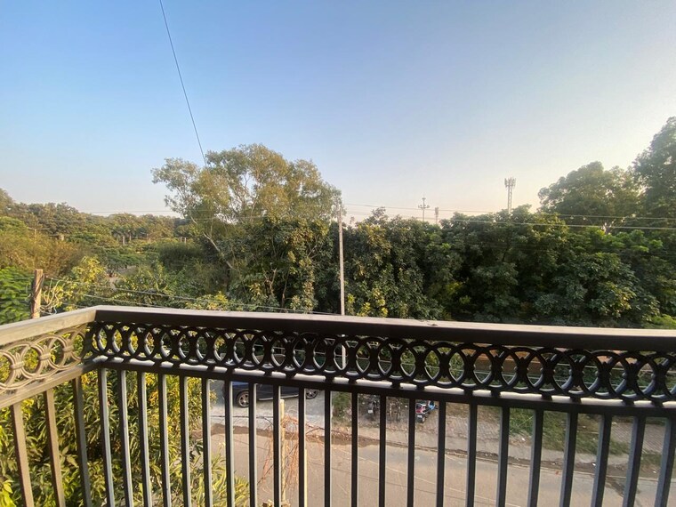 Balcony, mansa devi 3 Bedroom 1500 Sq.Ft. Apartment In Mansa Devi Panchkula 9615714