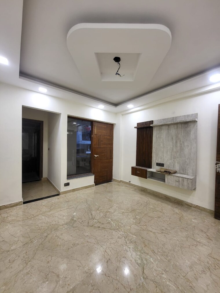 Room, green fields colony 4 Bedroom 2430 Sq.Ft. Builder Floor In Green Fields Colony Faridabad 9615691
