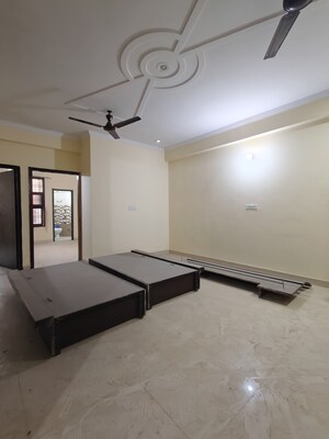 Room in 3 BHK Apartment at M3M Atrium, Sector 57 – for Rent