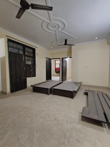 Room in 3 BHK Apartment at M3M Atrium, Sector 57 – for Rent