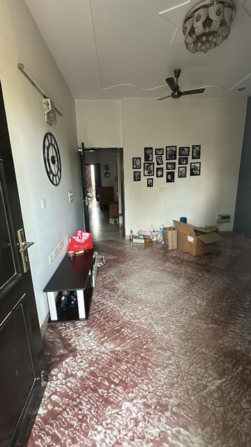 Living Room in 3 BHK Builder Floor at Sector 23a – for Rent