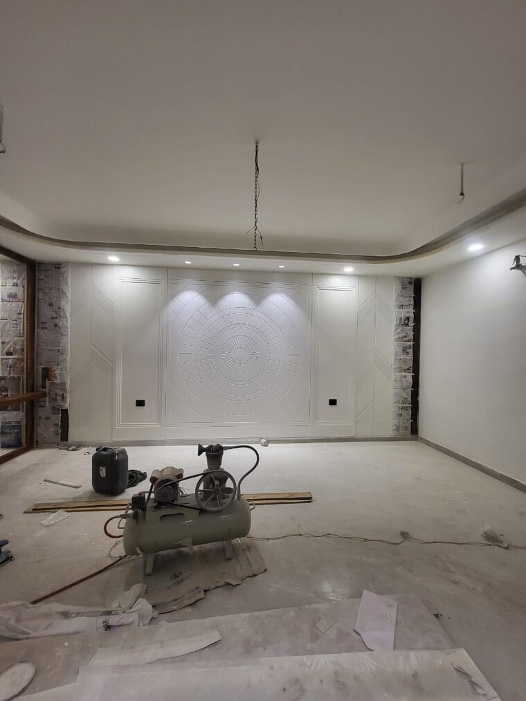 Room, green fields colony 4 Bedroom 2430 Sq.Ft. Builder Floor In Green Fields Colony Faridabad 9615723