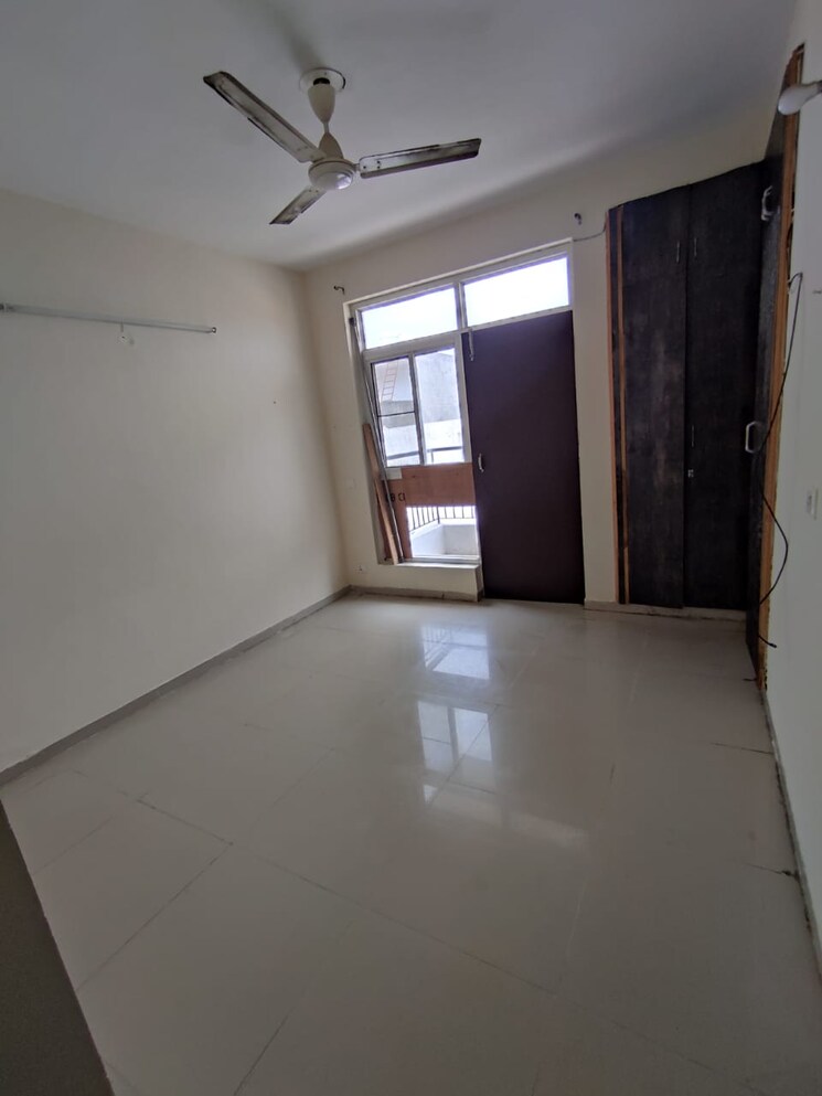 Room, maya-garden-avenue 3 Bedroom 1730 Sq.Ft. Apartment In Patiala Road Zirakpur 9615803