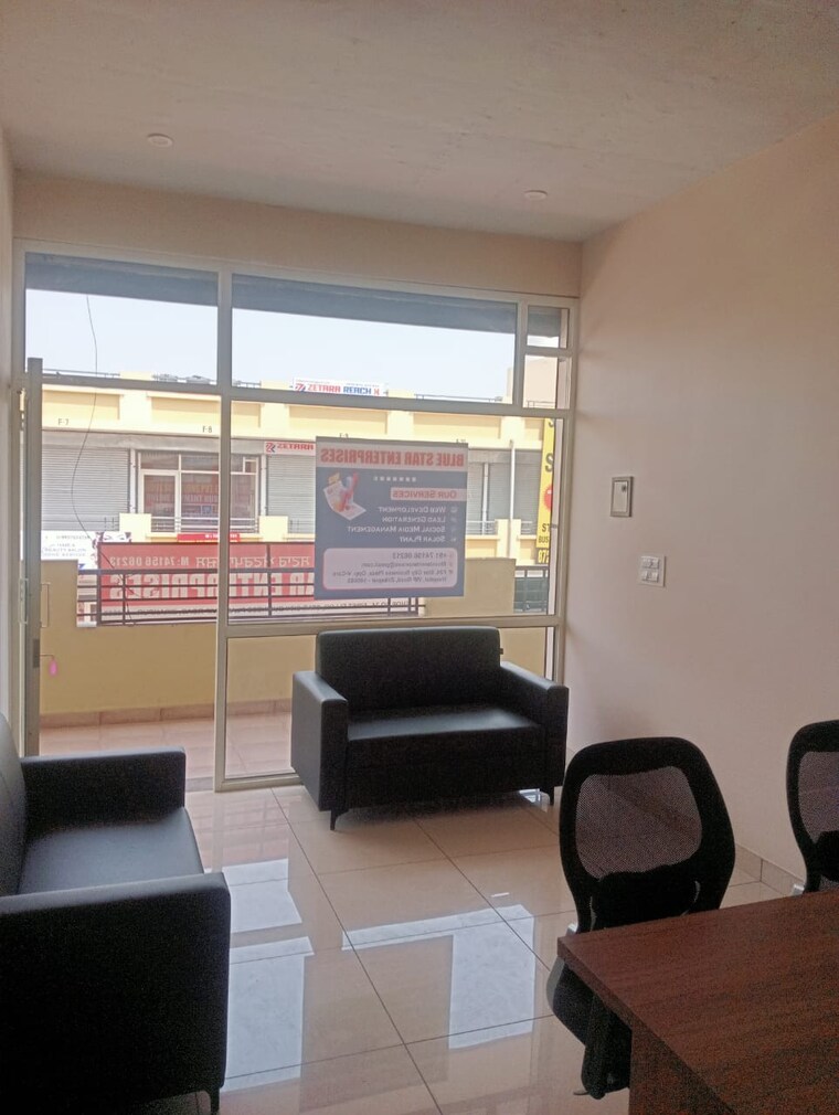 Team Area, vip road Commercial Office Space 223 Sq.Ft. In Vip Road Zirakpur 9615813