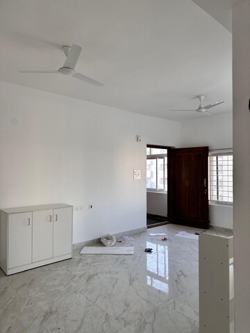 Room in 3 BHK Apartment at Golden Gate Golden Habitat, Madhapur – for Rent