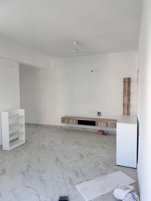 Room in 3 BHK Apartment at Golden Gate Golden Habitat, Madhapur – for Rent