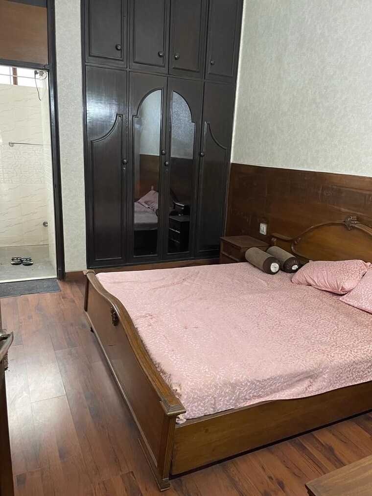 Bedroom, saket 4 Bedroom 2000 Sq.Ft. Independent House In Saket Delhi 9615838