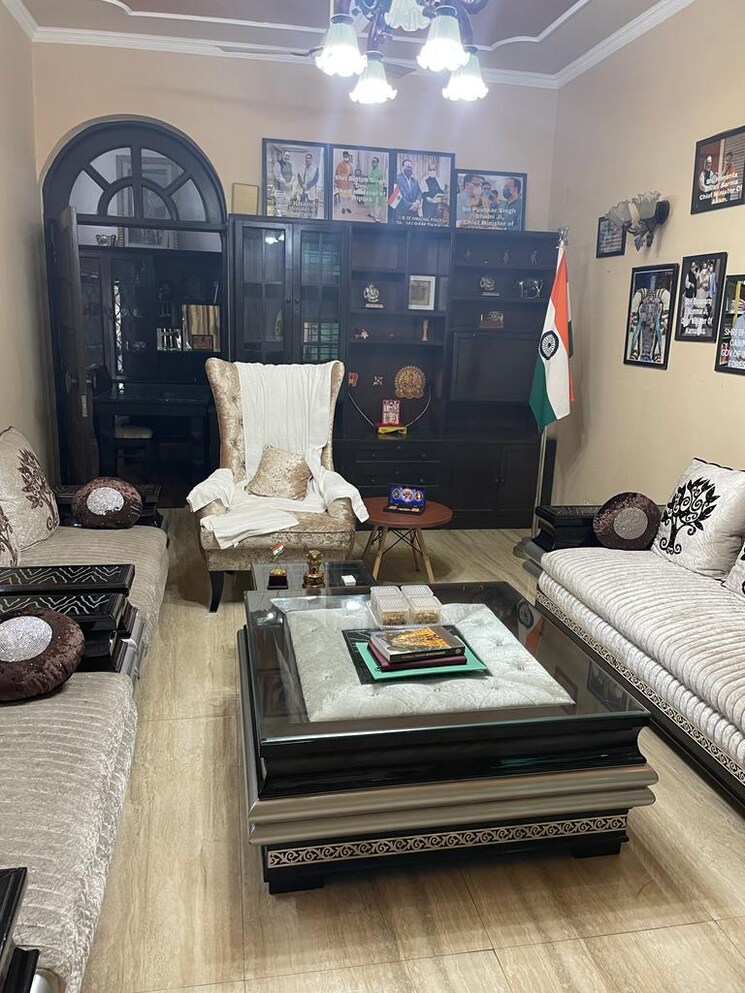Living Room, saket 4 Bedroom 2000 Sq.Ft. Independent House In Saket Delhi 9615838