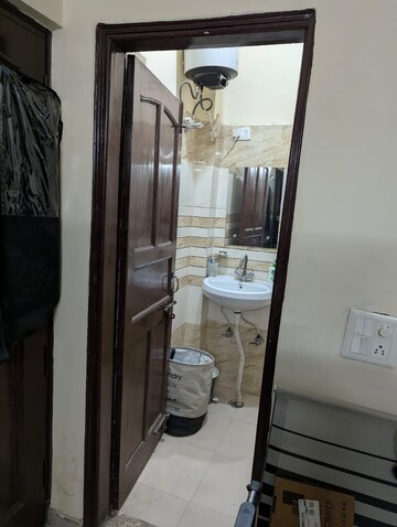 Staircase in 1 RK Builder Floor at RWA Residential Society Sector 46, Sector 46 – for Rent