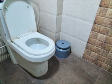 Bathroom in 3 BHK Apartment at Nav Jyotirling CHS, Malad East – for Rent