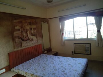 Bedroom in 2 BHK Apartment at Ekta Trinity, Santacruz West – for Rent