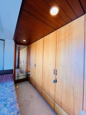 Bedroom in 3 BHK Apartment at Dipti Flora Khar West, Khar West – for Rent