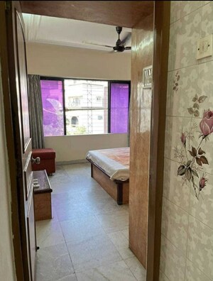 Room in  Pg at Kandivali West – for Rent