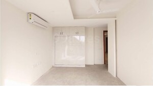 3 BHK Builder Floor For Rent in Maple Heights, Sector 43