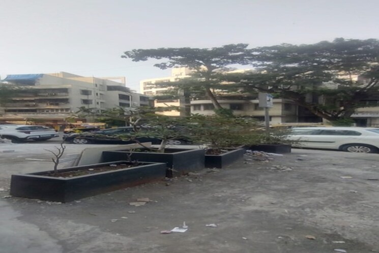  Parking, new-shankar-premises-chs Commercial Shop 225 Sq.Ft. In Dadar West Mumbai 9616017