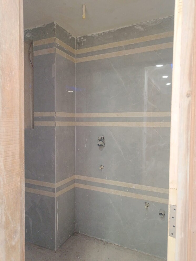 undefined, govindpuri 3 Bedroom 900 Sq.Ft. Builder Floor In Govindpuri Delhi 9616045