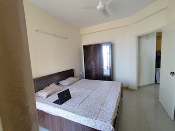 1 BHK Apartment For Rent in Pyramid Altia, Sector 70