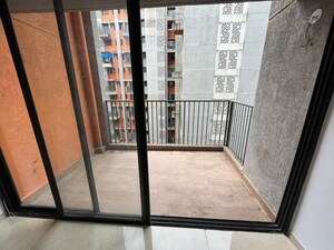 Furnished Amenities in 3 BHK Apartment at Lodha Casa Urbano, Dombivli East – for Rent