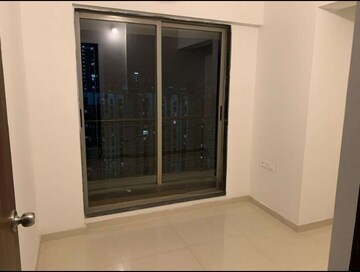 Room in 3 BHK Apartment at Runwal Eirene, Balkum Pada – for Sale