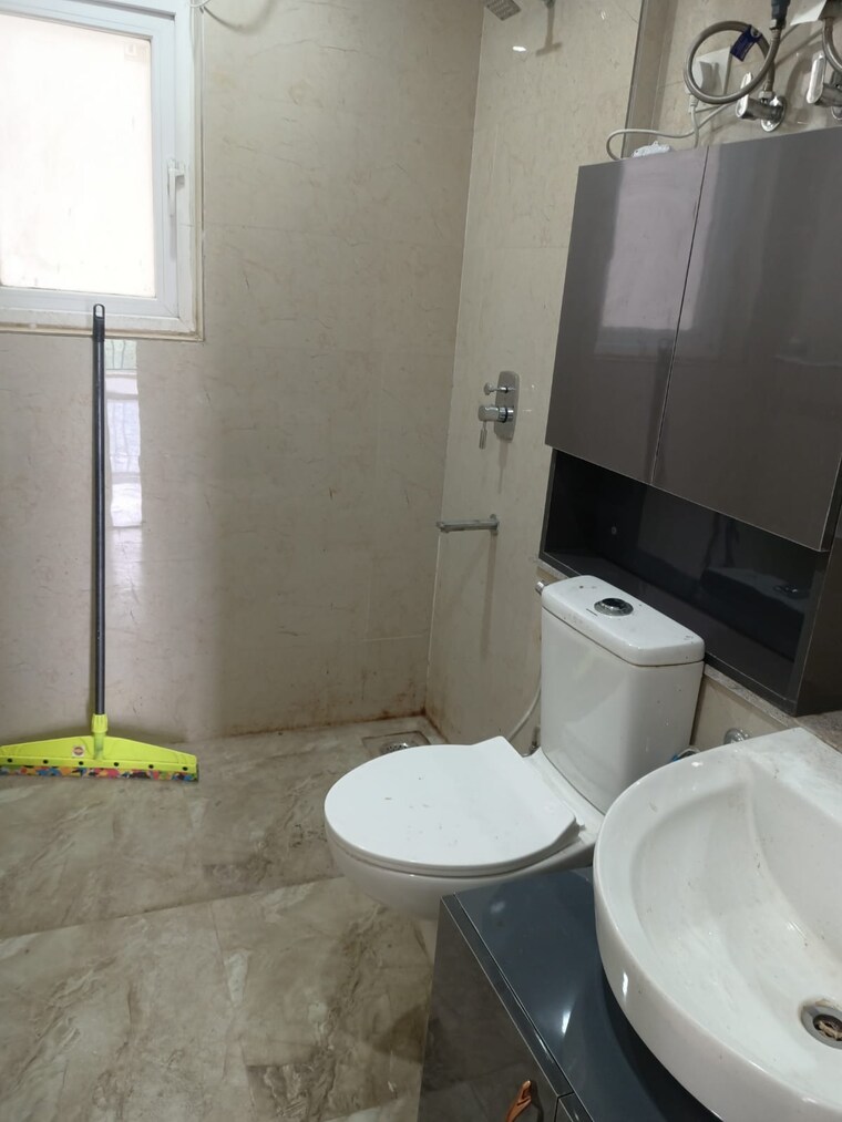 Bathroom, eldeco-live-by-the-greens 3 Bedroom 1404 Sq.Ft. Apartment In Sector 150 Noida 9616290