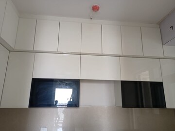 Furnished Amenities in 3 BHK Apartment at Eldeco Live By The Greens, Sector 150 – for Rent