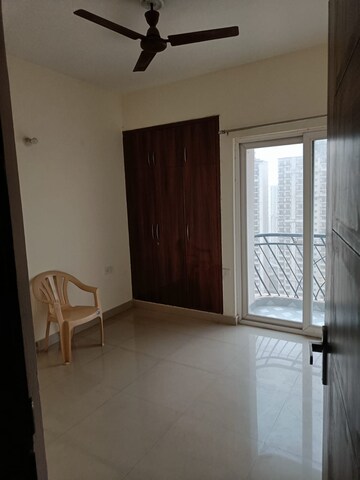3 BHK Apartment For Rent in Amrapali Golf Homes, Sector 4 Greater Noida