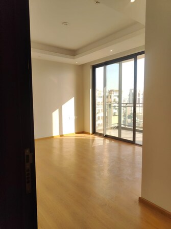 5 BHK + Servant Room 4095 Sq.Ft. Apartment in Elan The Presidential