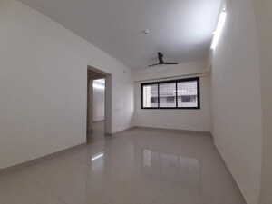 Room in 2 BHK Apartment at Patrachawl Mhada, Goregaon West – for Rent