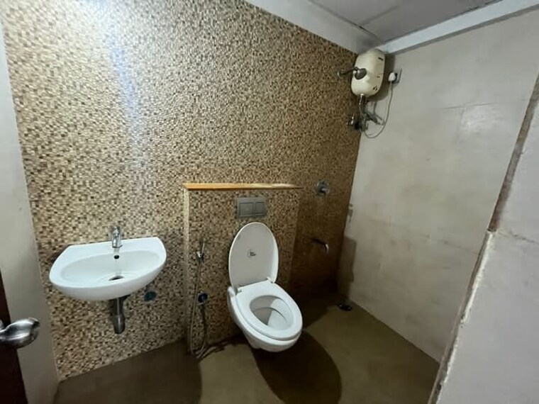 Bathroom, lodha-downtown 3 Bedroom 830 Sq.Ft. Apartment In Dombivli East Thane 9616364