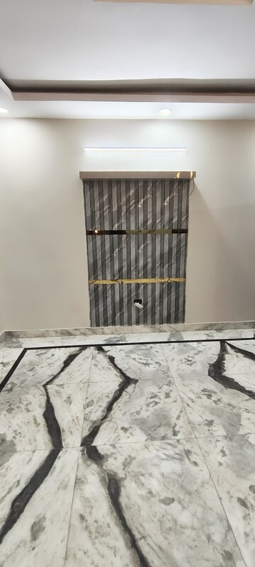 Room in 1 BHK Builder Floor at Rama Park – for Sale