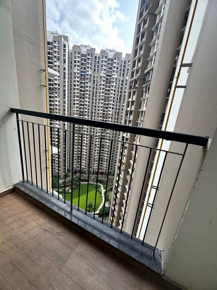 Balcony, runwal-eirene 2 Bedroom 568 Sq.Ft. Apartment In Balkum Pada Thane 9616380